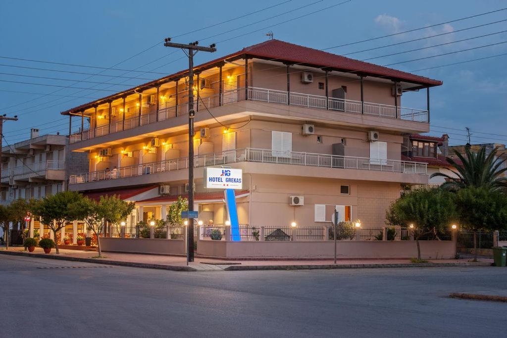Hotel Grekas Neoi Poroi Bagian luar foto