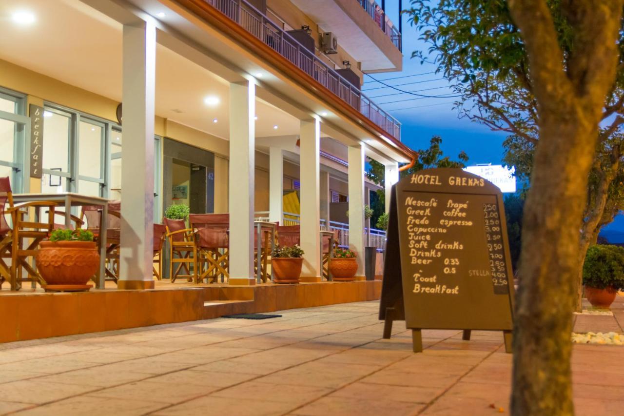 Hotel Grekas Neoi Poroi Bagian luar foto