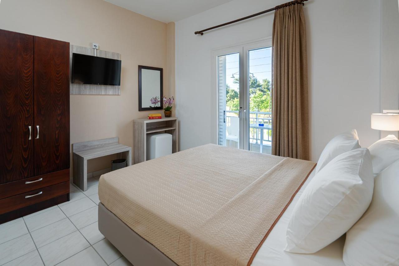Hotel Grekas Neoi Poroi Bagian luar foto