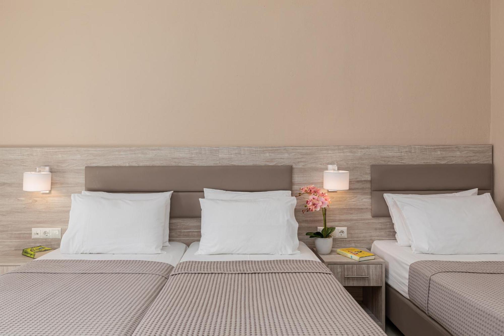 Hotel Grekas Neoi Poroi Bagian luar foto