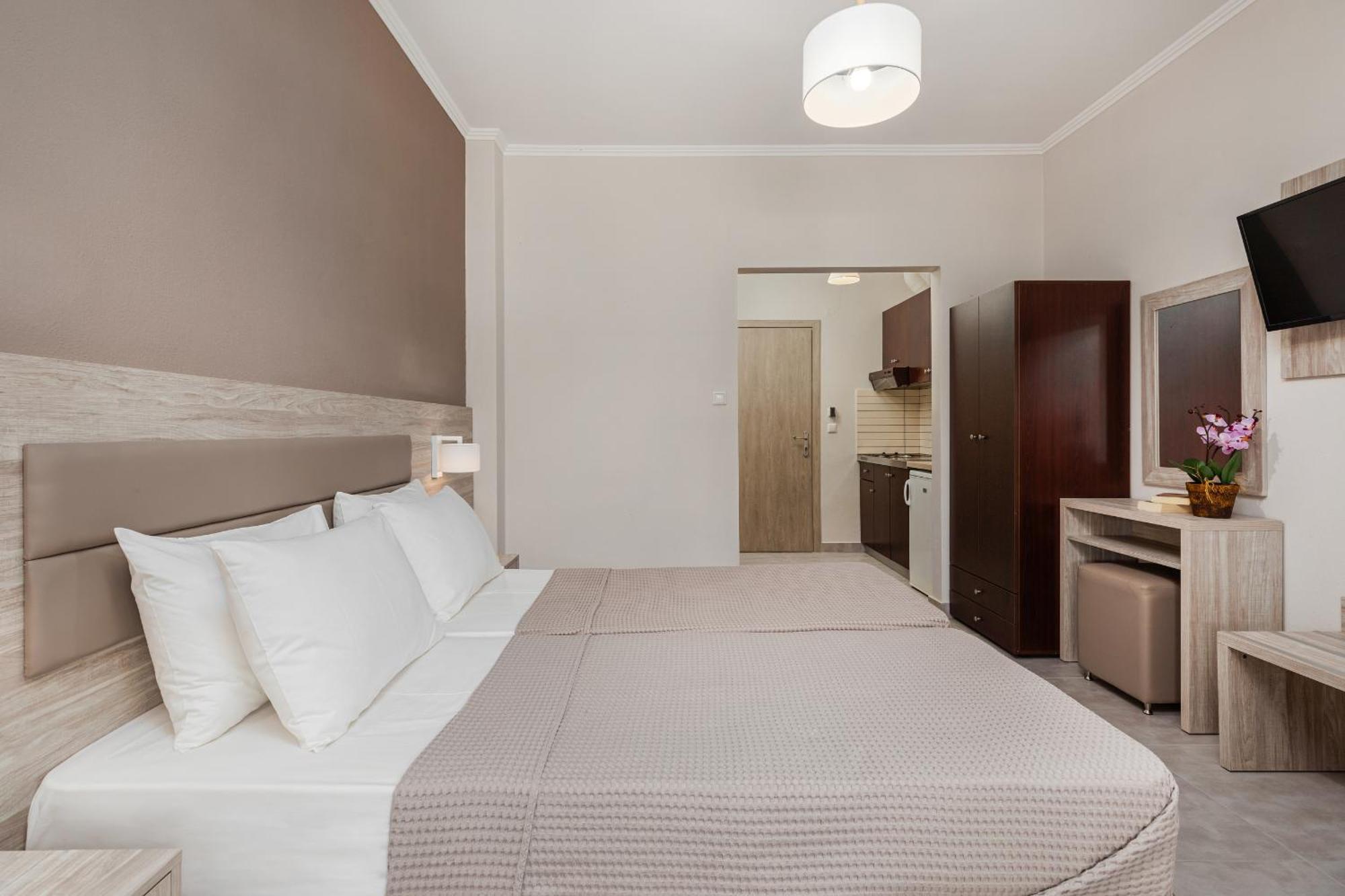 Hotel Grekas Neoi Poroi Bagian luar foto